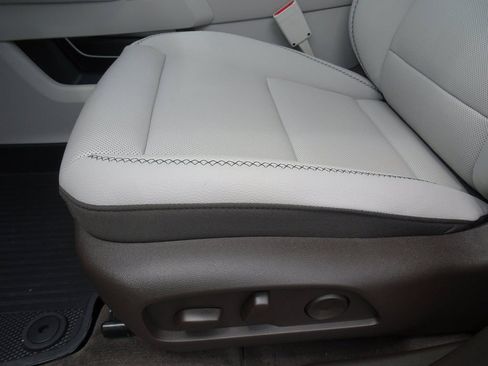 Used 2026 GMC Terrain Denali w/ LPO, Floor Liner Package AWD/4WD image 10