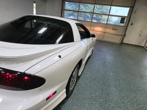 Used 2002 Pontiac Firebird Formula w/ Opt Pkg image 7