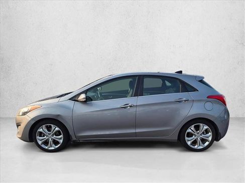 Used 2014 Hyundai Elantra GT w/ Option Group 03 FWD image 8
