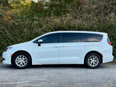 Used 2017 Chrysler Pacifica LX