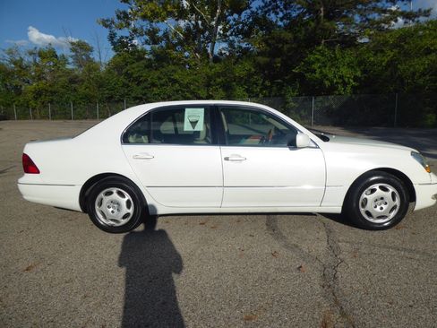 Used 2001 Lexus LS 430 image 6