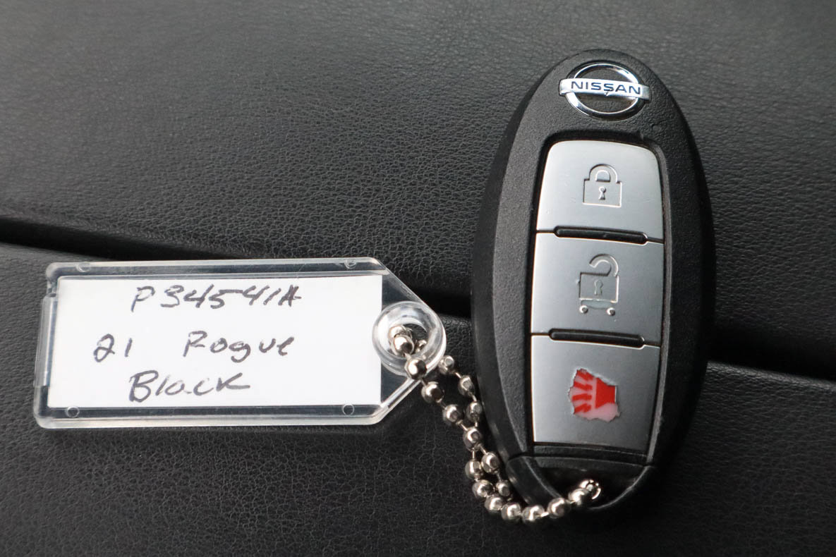 Used 2021 Nissan Rogue S FWD image 27