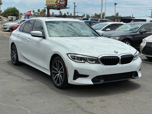 Used 2019 BMW 330i Sedan w/ Convenience Package RWD image 12