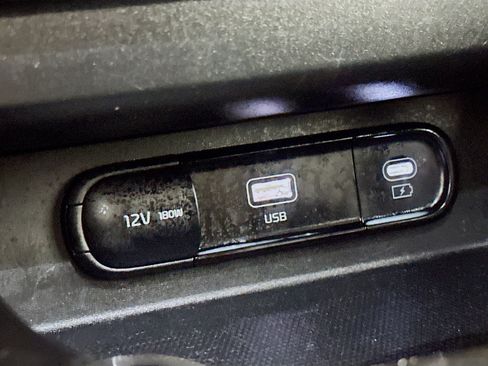 Used 2025 Kia Seltos S FWD image 26