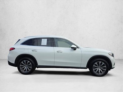 Used 2023 Mercedes-Benz GLC 300 image 4