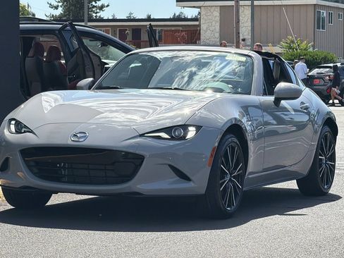 New 2026 MAZDA MX-5 Miata RF Grand Touring w/ Weather Package RWD image 8