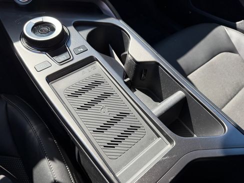 Used 2024 Kia EV6 Light AWD/4WD image 31