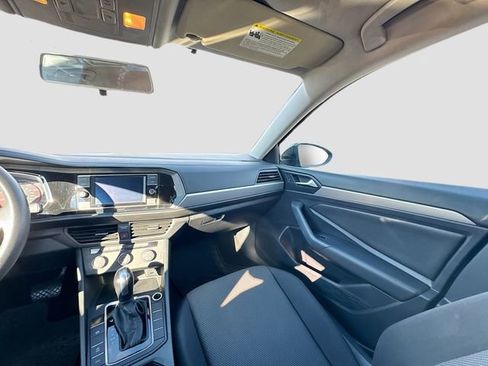 Used 2019 Volkswagen Jetta S image 22