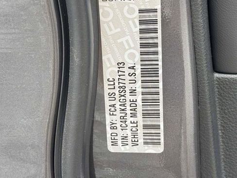 New 2025 Jeep Grand Cherokee L Laredo w/ Luxury Tech Group I AWD/4WD image 27