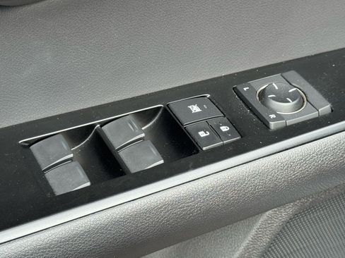 Used 2023 Lexus UX 250h FWD w/ Premium Package image 17