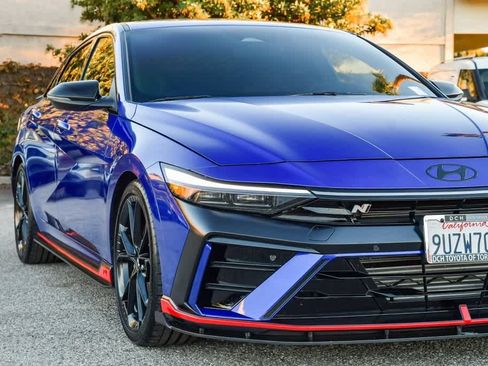 Used 2025 Hyundai Elantra N image 4
