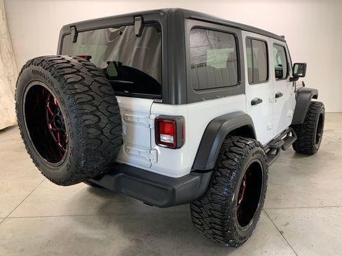 Used 2020 Jeep Wrangler Unlimited Sport S image 9
