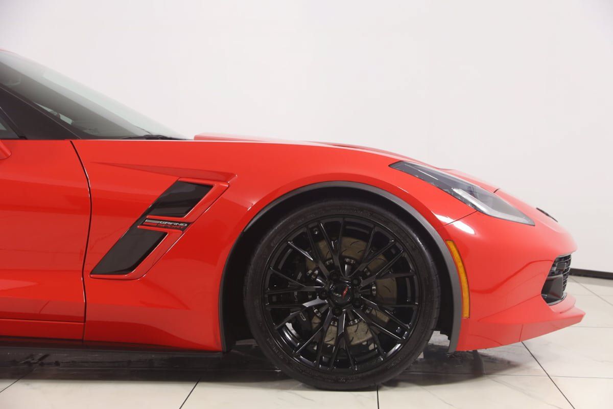 Used 2019 Chevrolet Corvette Grand Sport RWD image 44