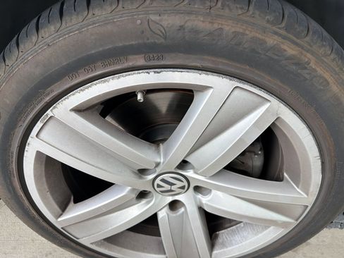Used 2015 Volkswagen CC Sport FWD image 19