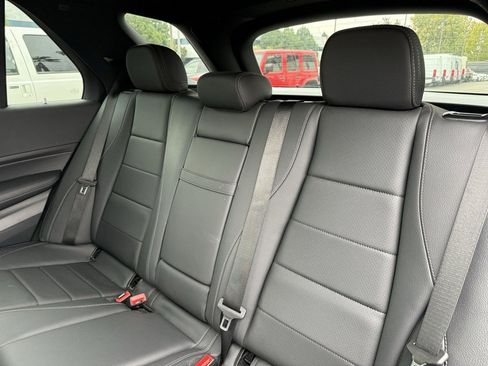 Certified 2025 Mercedes-Benz GLE 450 4MATIC image 18