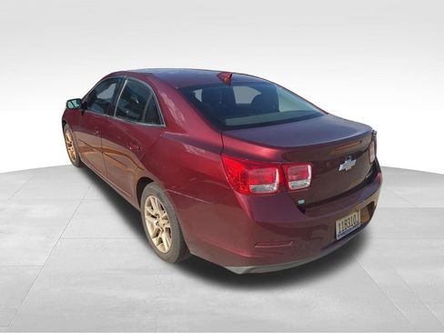 Used 2015 Chevrolet Malibu LT w/ Power Convenience Package FWD image 3