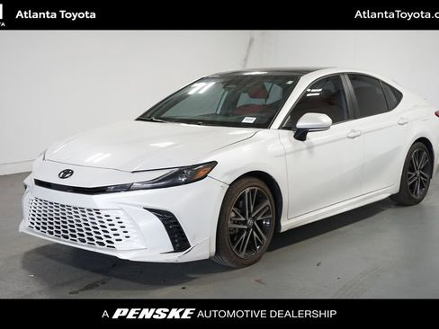 Certified 2025 Toyota Camry XSE image 1