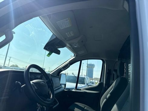 Used 2025 Ford Transit 250 Low Roof w/ Exterior Upgrade Package RWD image 7