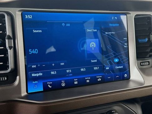 Used 2023 Ford Bronco Outer Banks image 15