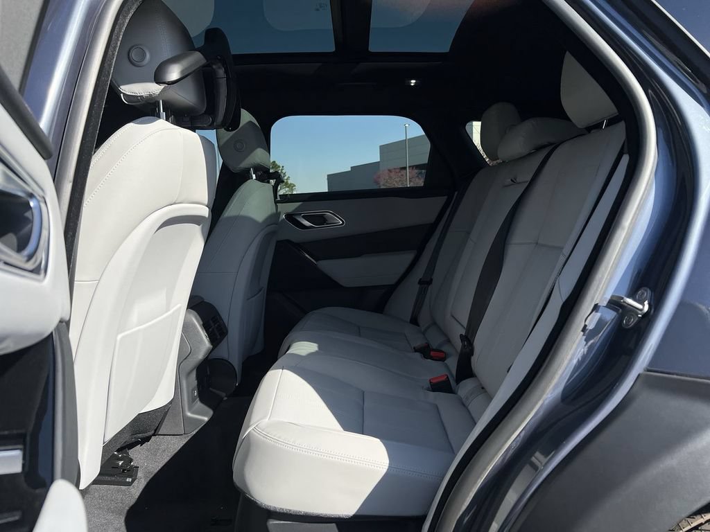 New 2026 Land Rover Range Rover Velar Dynamic SE AWD/4WD image 15
