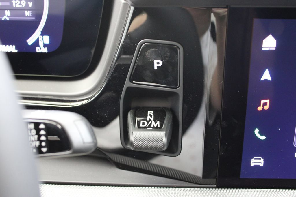 Used 2025 Porsche Cayenne S AWD/4WD image 37