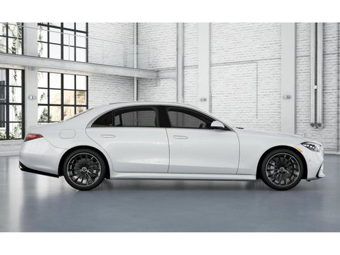 New 2026 Mercedes-Benz S 580 4MATIC Sedan image 16