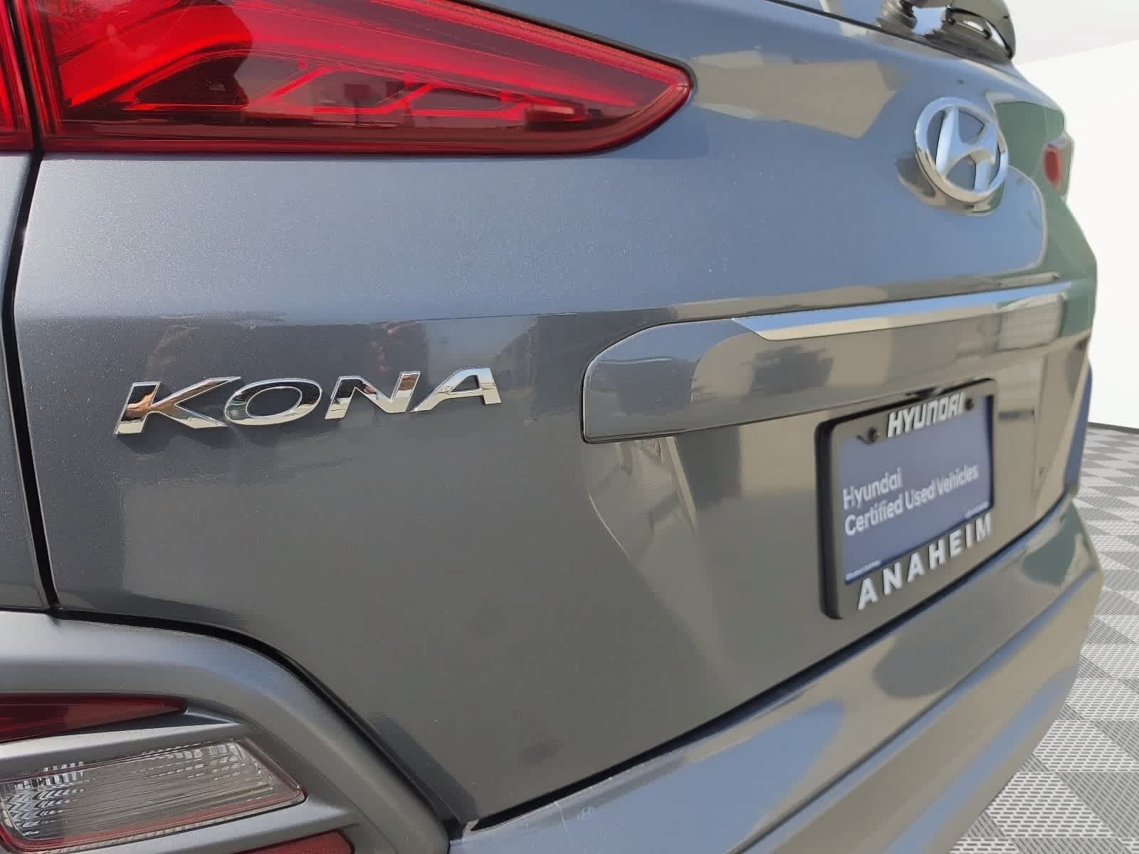 Used 2021 Hyundai Kona Limited w/ Cargo Package AWD/4WD image 13