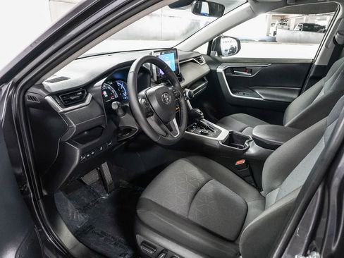 Certified 2025 Toyota RAV4 XLE w/ Convenience Package AWD/4WD image 19