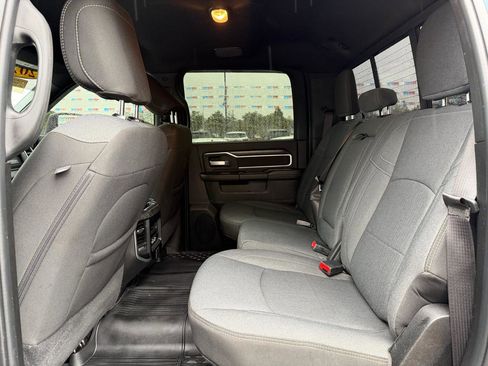Used 2024 RAM 2500 Big Horn w/ Night Edition AWD/4WD image 12