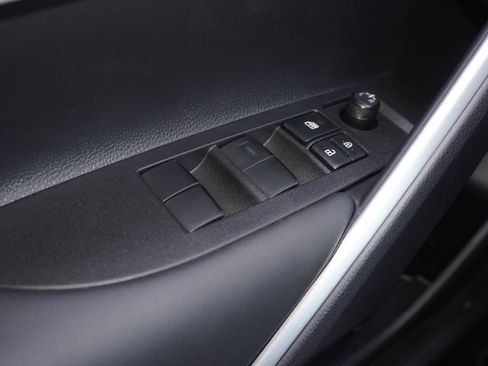 Certified 2026 Toyota Corolla Cross L FWD image 13
