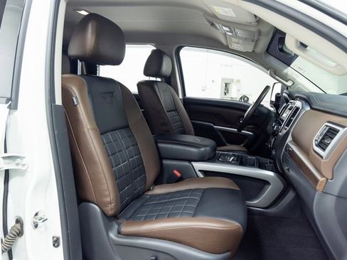 Used 2017 Nissan Titan Platinum Reserve image 22