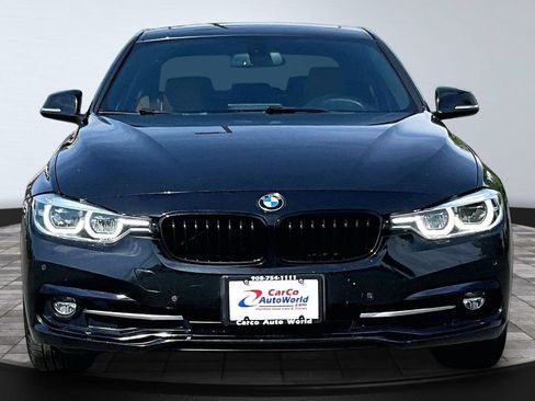 Used 2017 BMW 330i xDrive Sedan AWD/4WD image 2