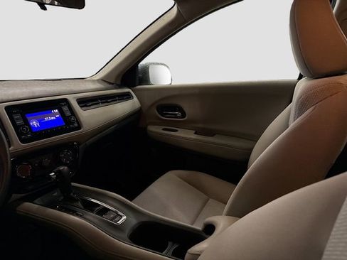 Used 2016 Honda HR-V LX image 22