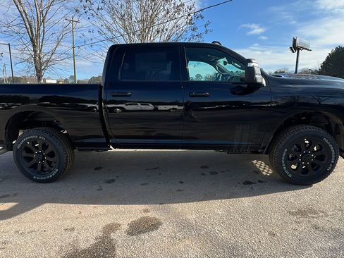 New 2026 RAM 2500 Limited image 7