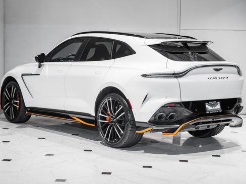 Used 2023 Aston Martin DBX 707 image 2