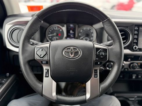 Used 2023 Toyota Tacoma SR5 w/ Black Out Package (TMS) image 9