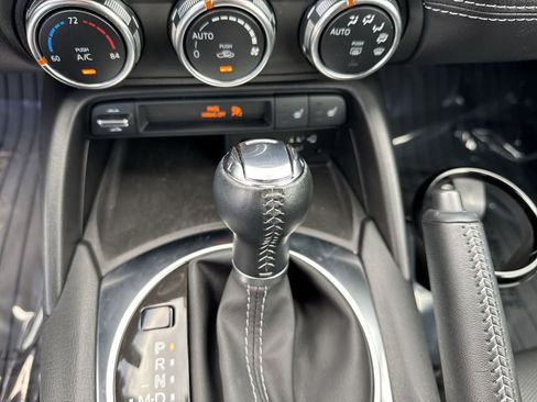 Used 2022 MAZDA MX-5 Miata RF Grand Touring RWD image 35