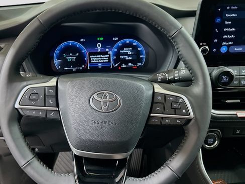 New 2026 Toyota Grand Highlander FWD image 11