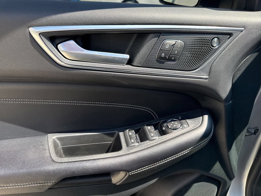 Used 2022 Ford Edge Titanium AWD/4WD image 68