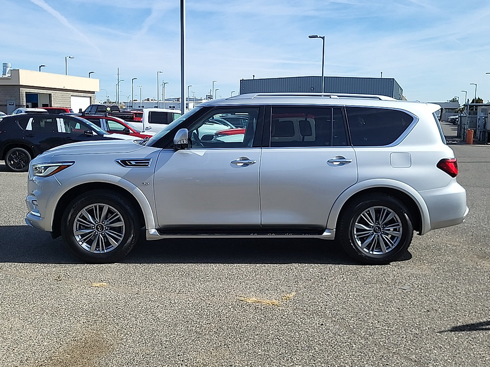 Used 2020 INFINITI QX80 Luxe w/ Proassist Package AWD/4WD image 4