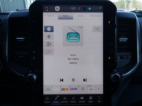 New 2025 RAM 2500 Laramie image 22