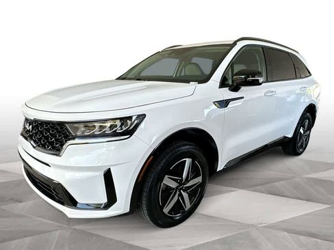 Certified 2023 Kia Sorento S FWD image 4