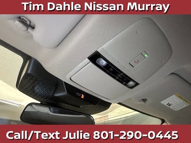 Used 2024 Nissan Ariya AWD image 6