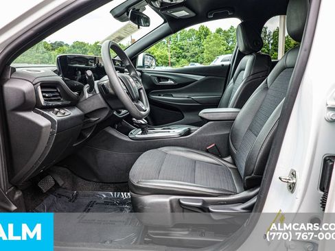 Used 2025 Buick Envista Preferred FWD image 18
