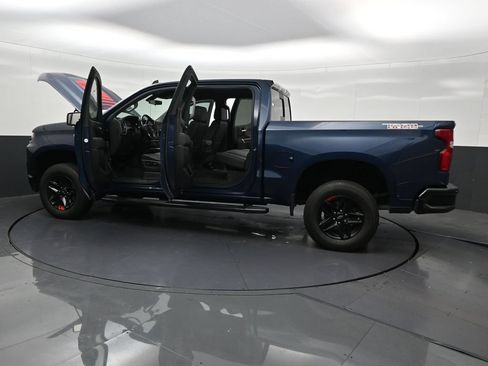 Used 2021 Chevrolet Silverado 1500 LT Trail Boss w/ Convenience Package II AWD/4WD image 34