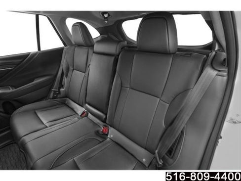 Used 2025 Subaru Outback Limited image 17