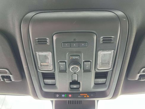 Certified 2023 GMC Yukon Denali AWD/4WD image 37