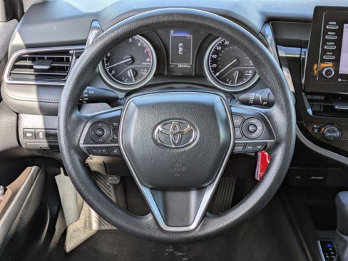 Used 2024 Toyota Camry LE image 20