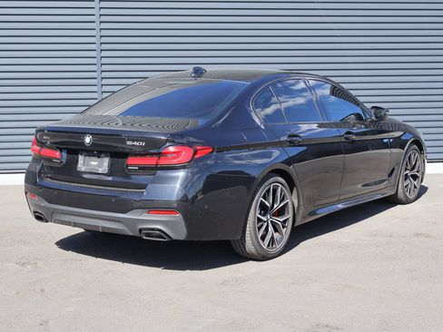 Used 2022 BMW 540i xDrive w/ M Sport Package AWD/4WD image 9