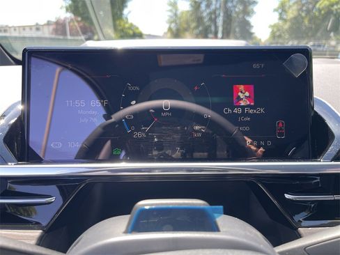 New 2025 GMC Sierra EV Denali image 11